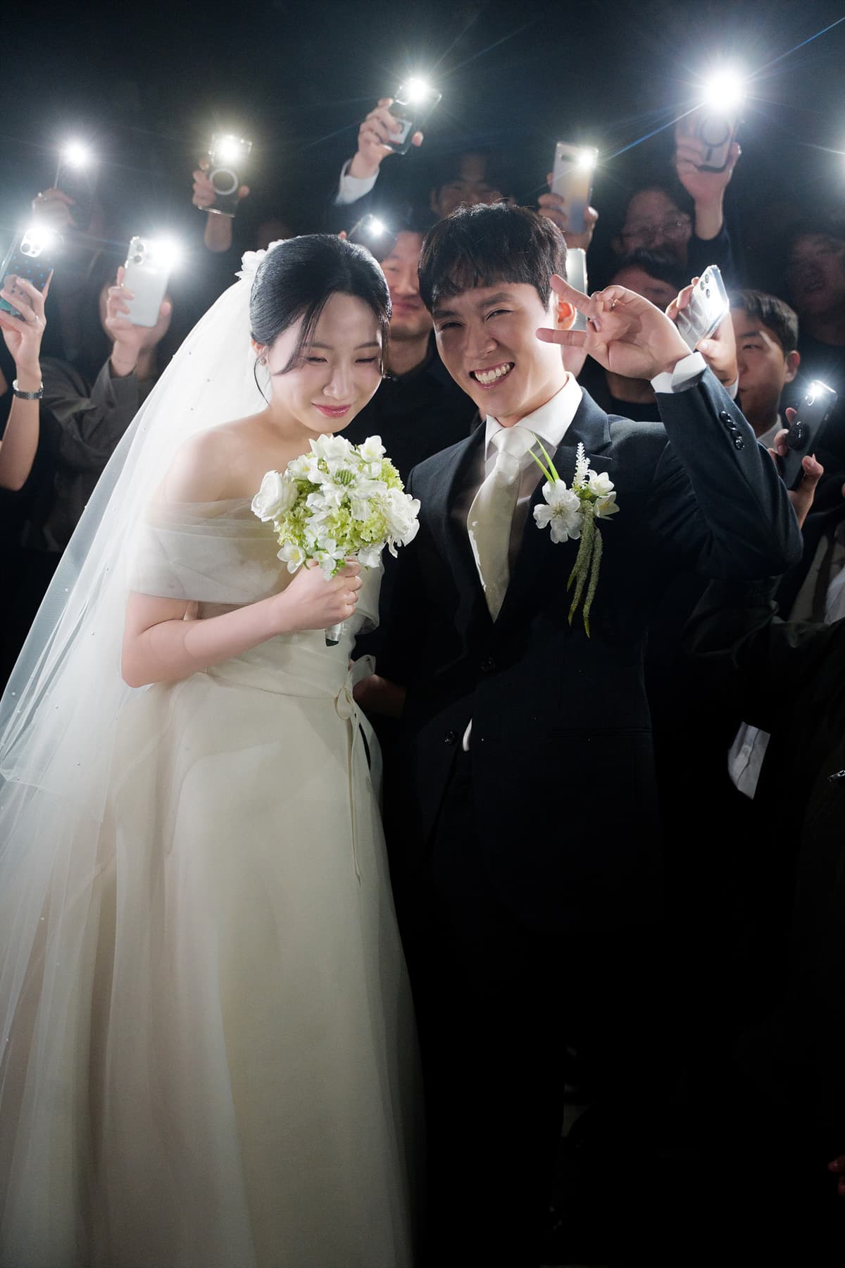 조명이 아쉬운 홀에서 반딧불이 씬을 담는 방법 1