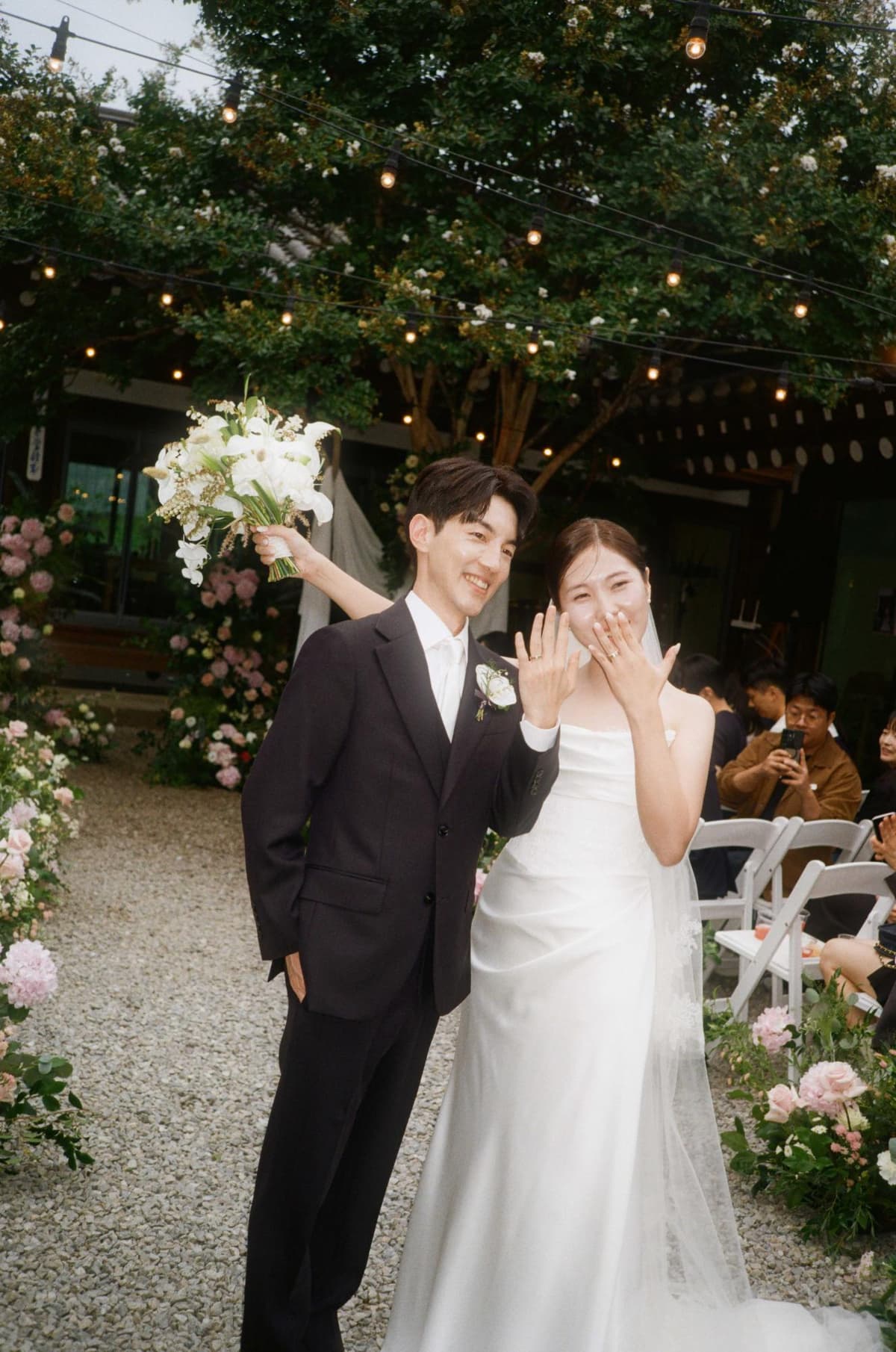 좁은 공간에서도 다양한 시선으로 담은 본식 4