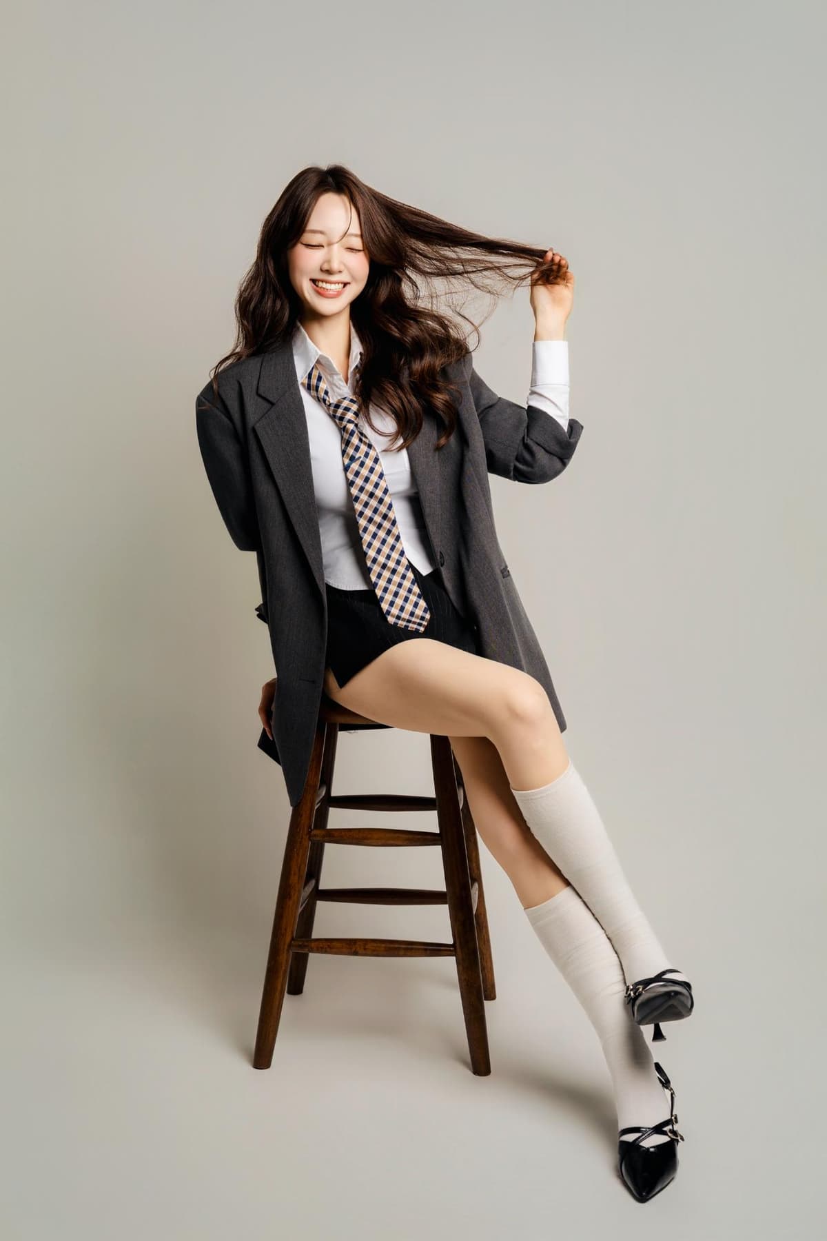 오버사이즈 재킷과 셔츠, 넥타이의 조화 2
